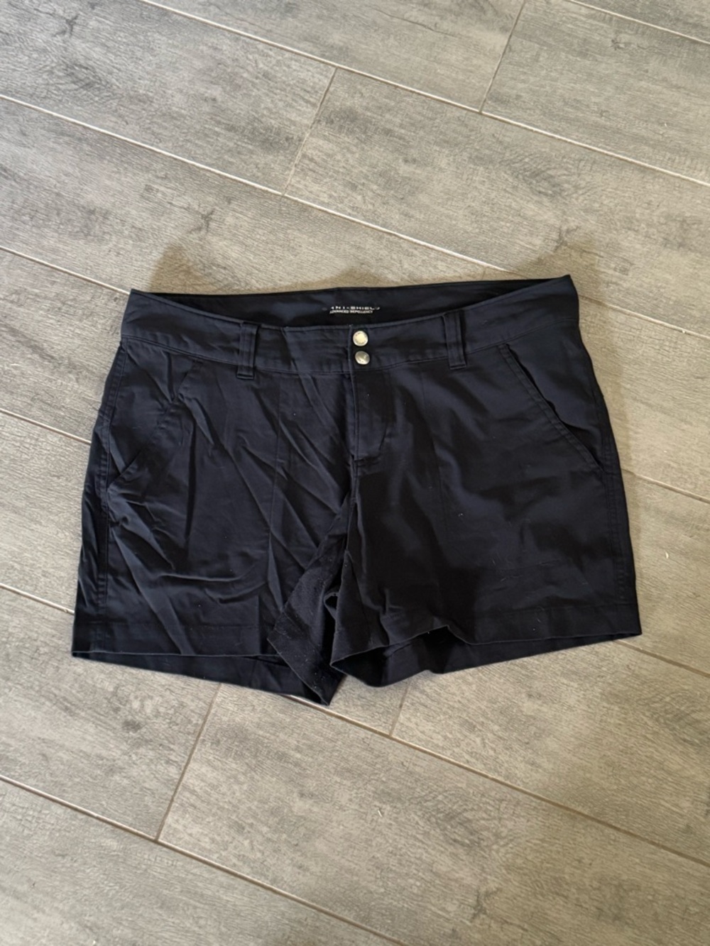 Columbia Black Women's Outdoor Stretch Shorts